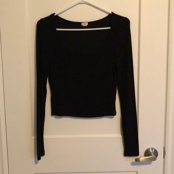 4/25$ Garage crop long sleeve top - Picture 1 of 4